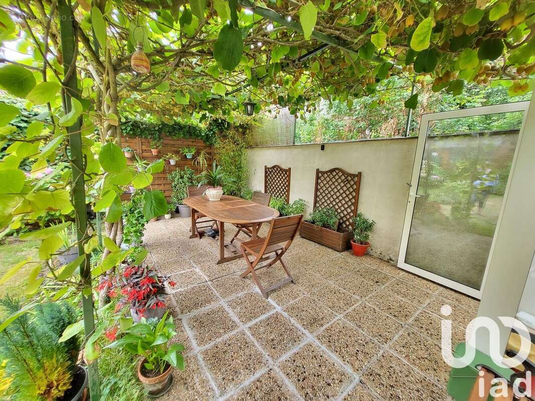 Photo 2 - Maison à CHATELLERAULT