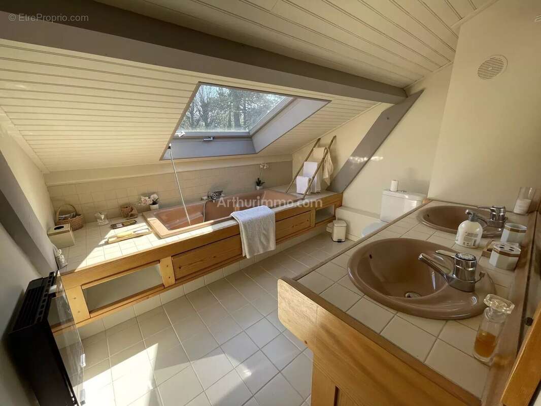 Maison à ETIOLLES