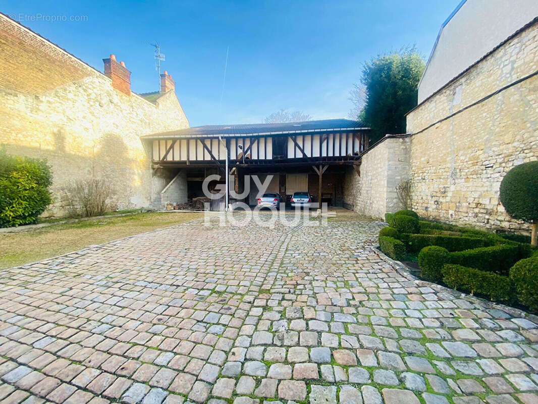 Appartement à COMPIEGNE