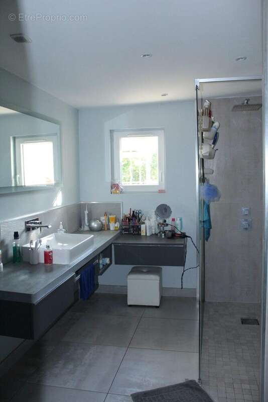 Maison à RILLIEUX-LA-PAPE