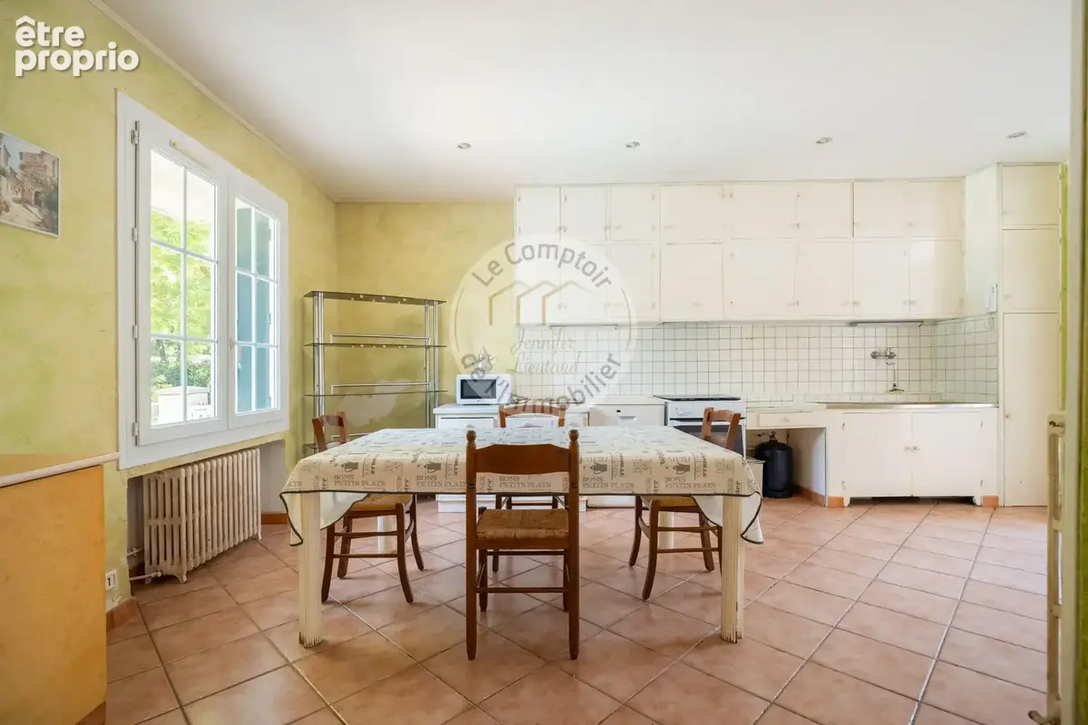 Maison familiale type 5 avec piscine, toit-terrasse et dépendances   Montolivet 12e - photo 7