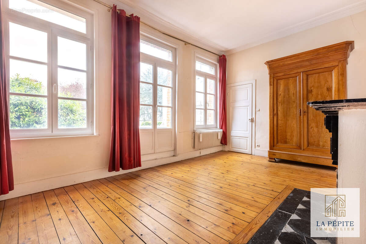 Maison à VALENCIENNES