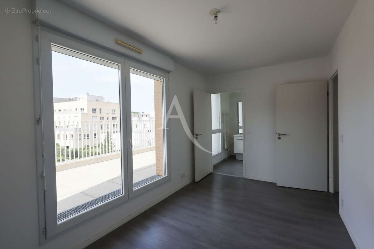Appartement Romainville 5 pièce(s) 100 m2 - photo 5