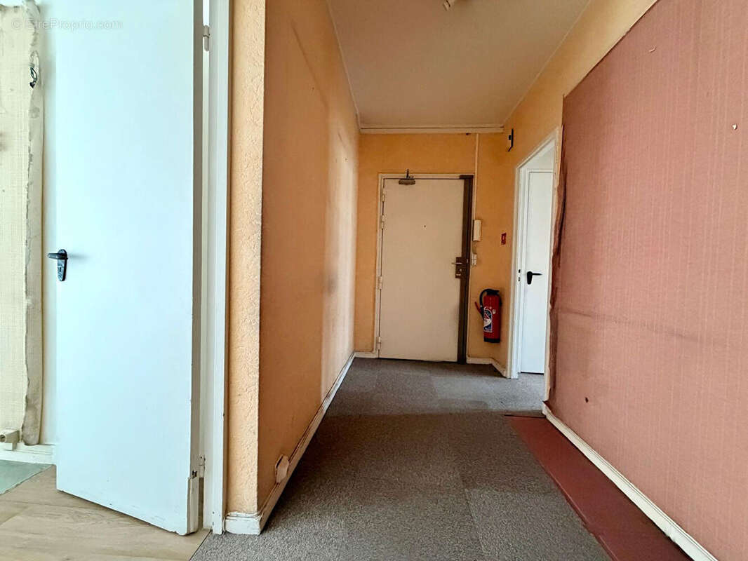 Appartement à PARIS-19E