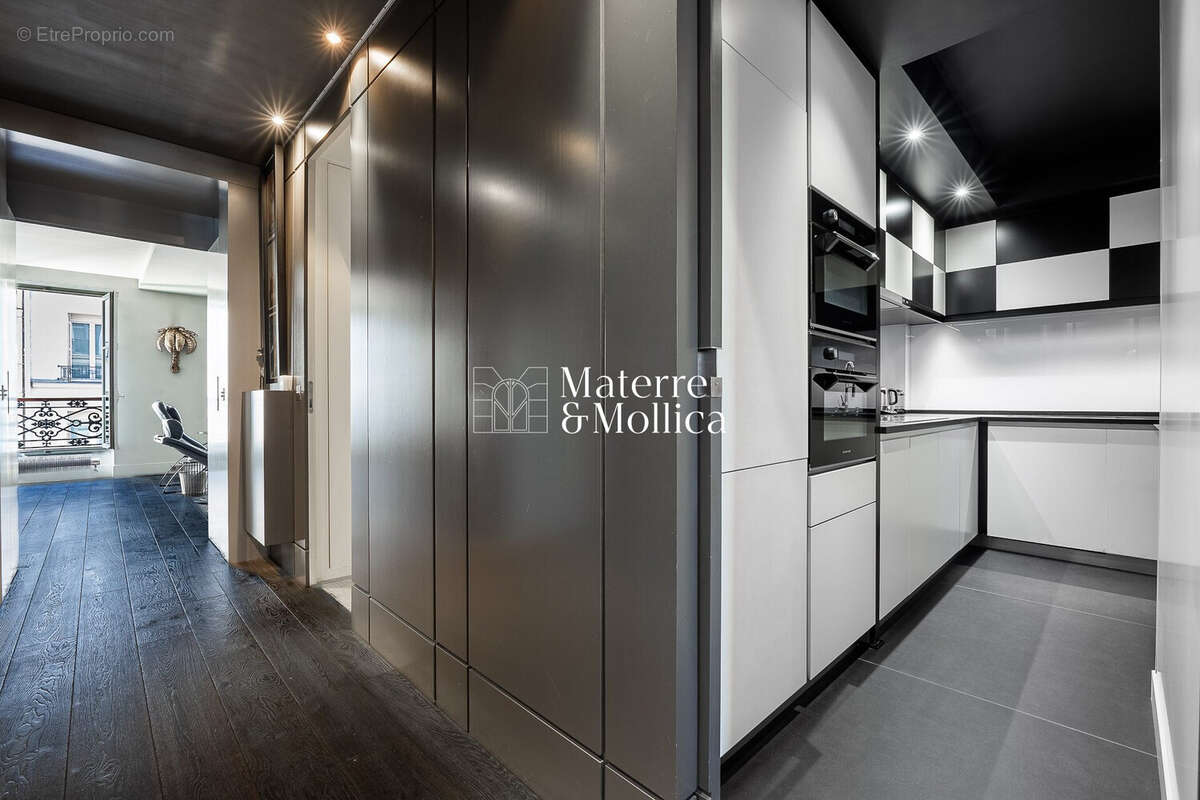 Appartement à PARIS-6E