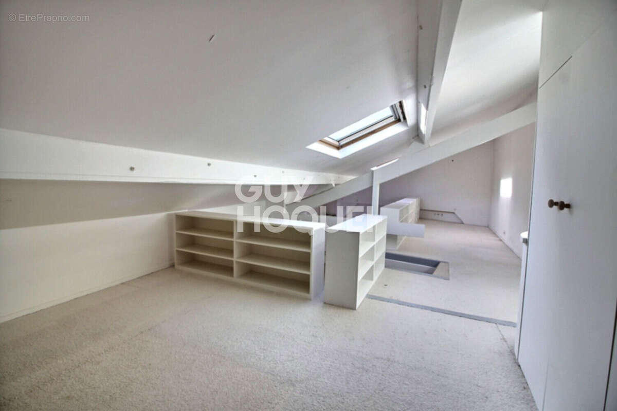 Appartement à ISSY-LES-MOULINEAUX
