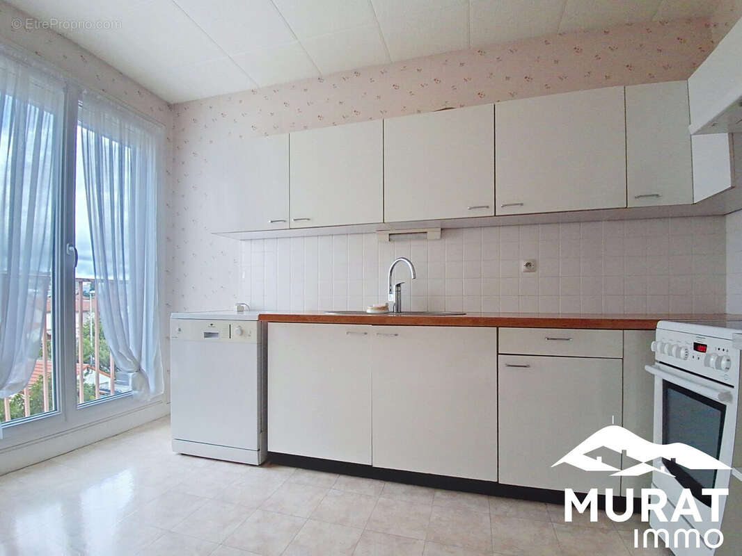 Appartement 81 m² à Clermont-Ferrand  - photo 2