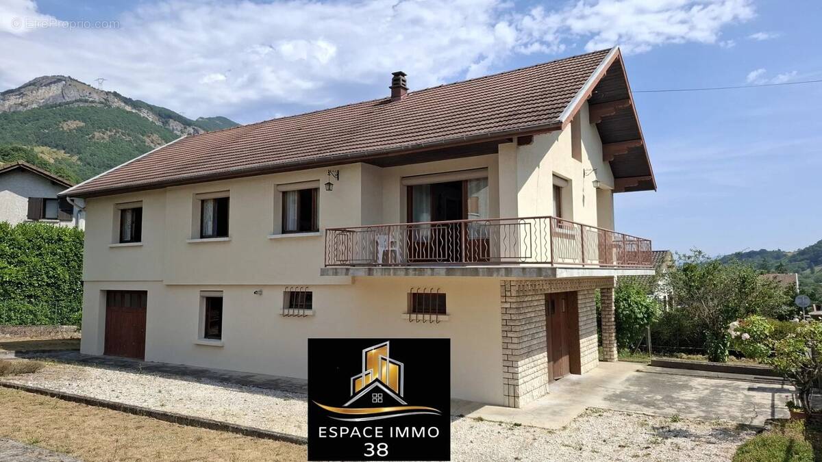 Maison à LE GUA