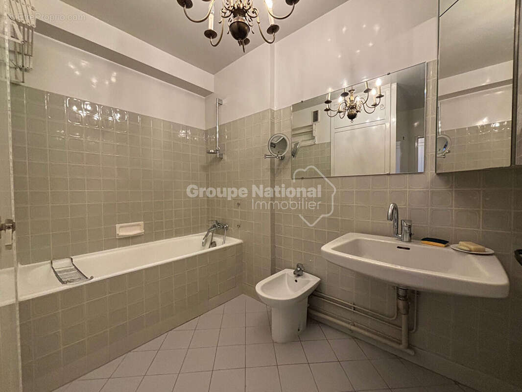 Appartement à VERSAILLES