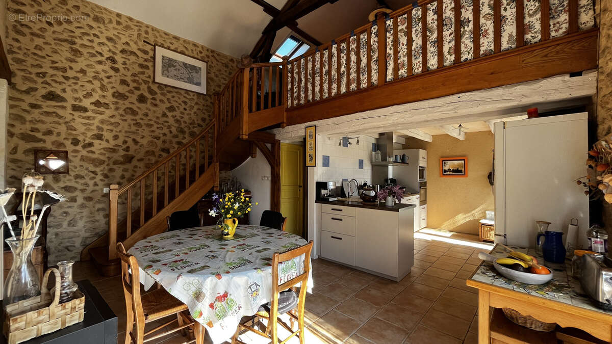 Charmante maison en pierres au cœur de la campagne - photo 5