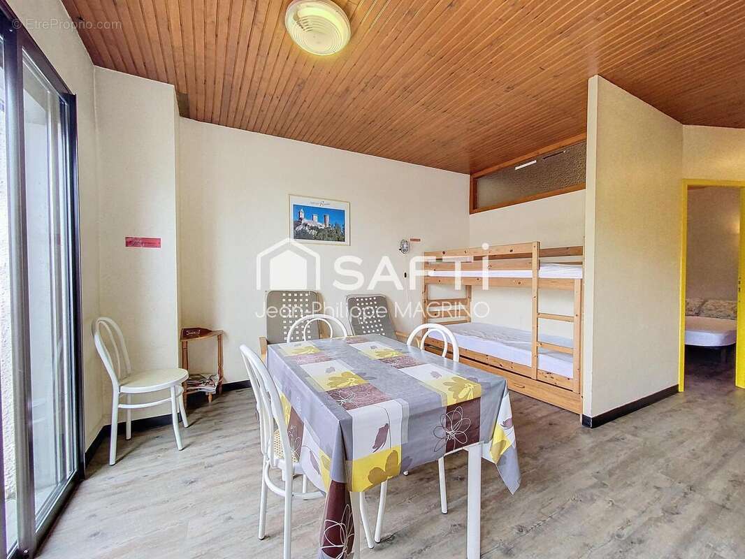 Photo 3 - Appartement à MONTFERRIER