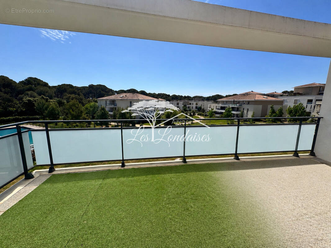 Appartement à LA LONDE-LES-MAURES