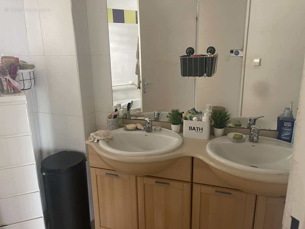 Appartement à SAINT-DENIS