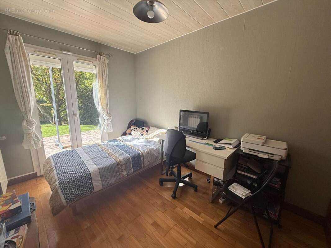 59346767e.jpg - Maison à BORNEL