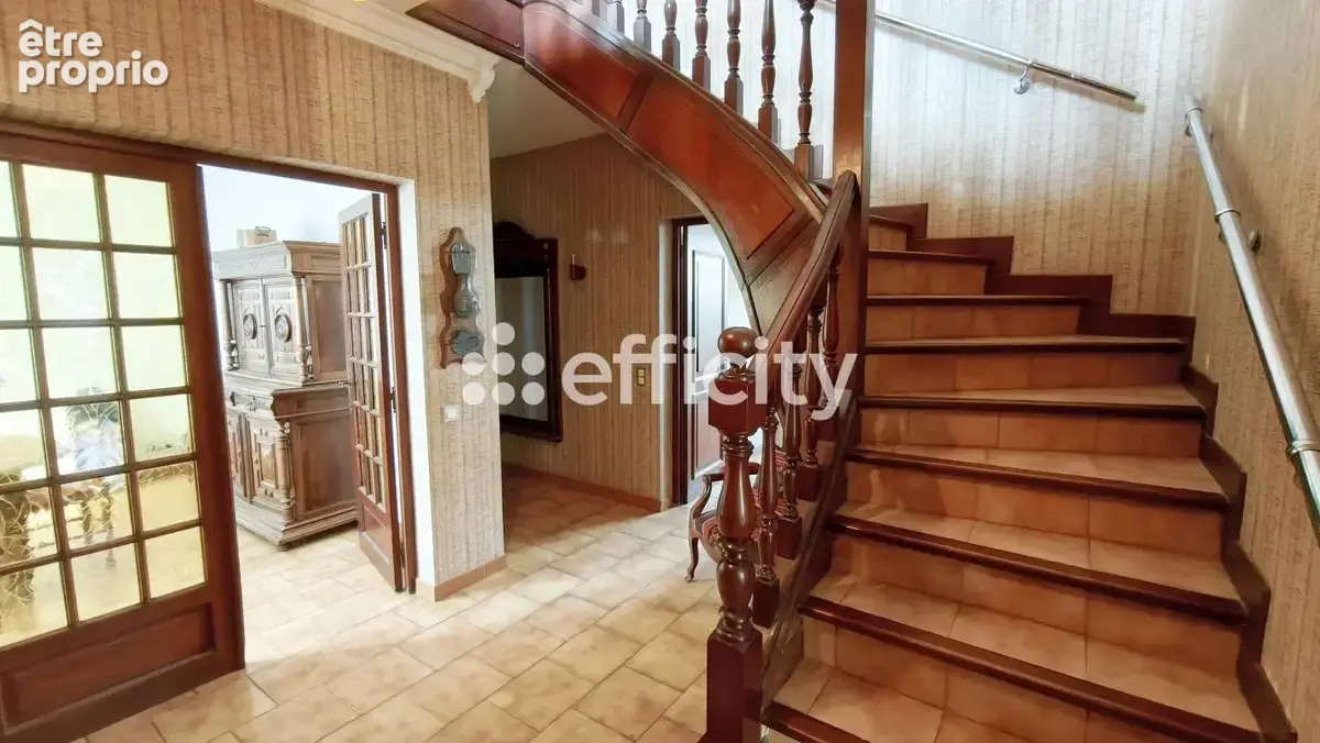 Maison 7 pièces 210 m² à vendre à Boujan-Sur-Libron (34760) - photo 4