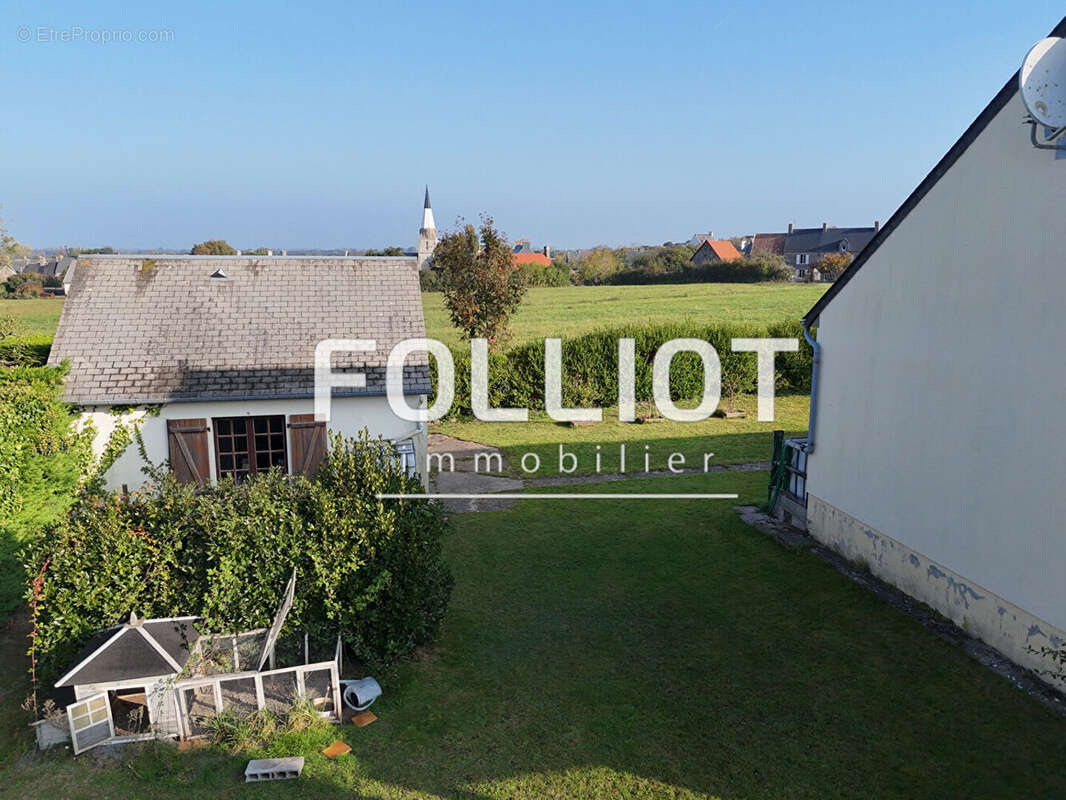 Maison à BLAINVILLE-SUR-MER