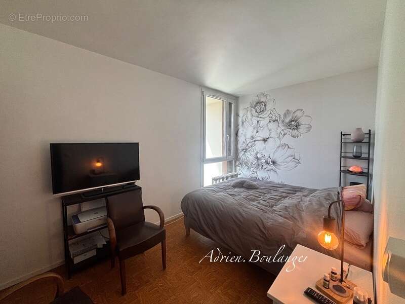 Maison à VAUX-LE-PENIL