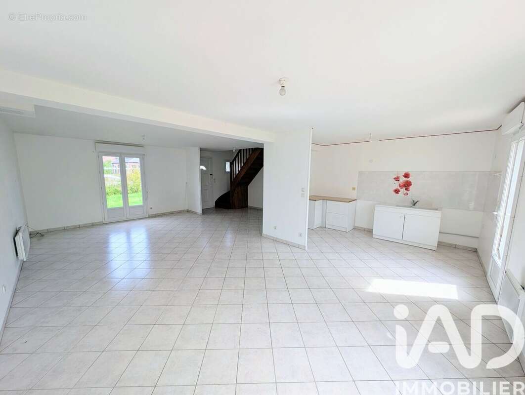 Photo 3 - Maison à LORRIS