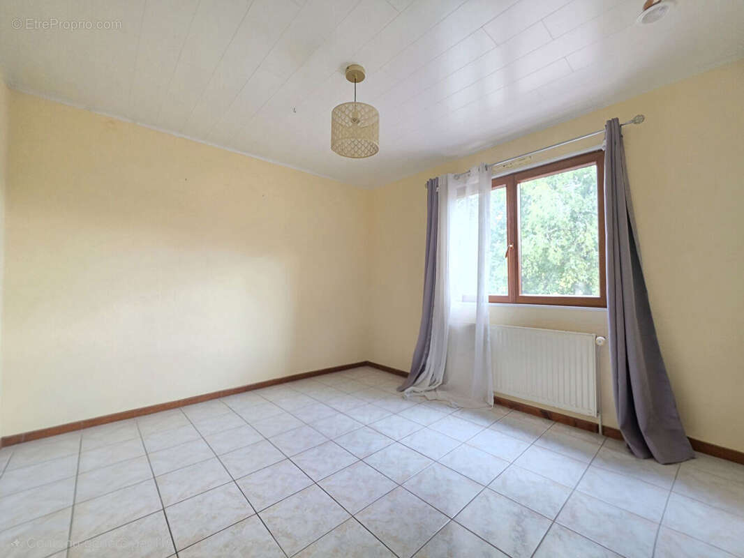 Maison Verrieres De Joux 5 pièce(s) 167 m2 - photo 5