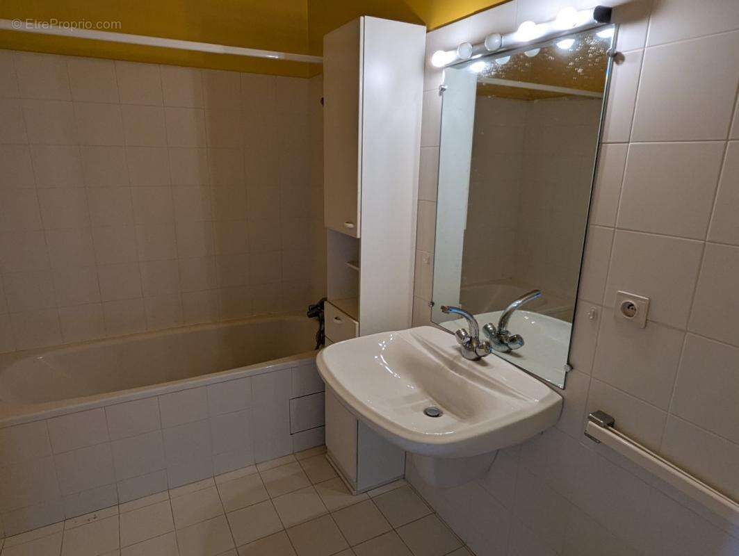 Maison à LE MAS-D'AZIL