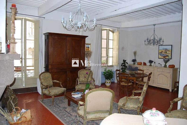 Maison à COTIGNAC