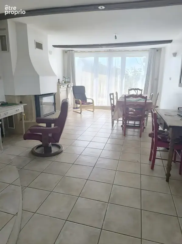 Dauphinoise de charme au calme, cadre champêtre sur 12090 m2 de terrain, box chevaux située à Charancieu - photo 12