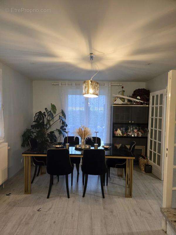 Maison à CHAMPAGNOLE