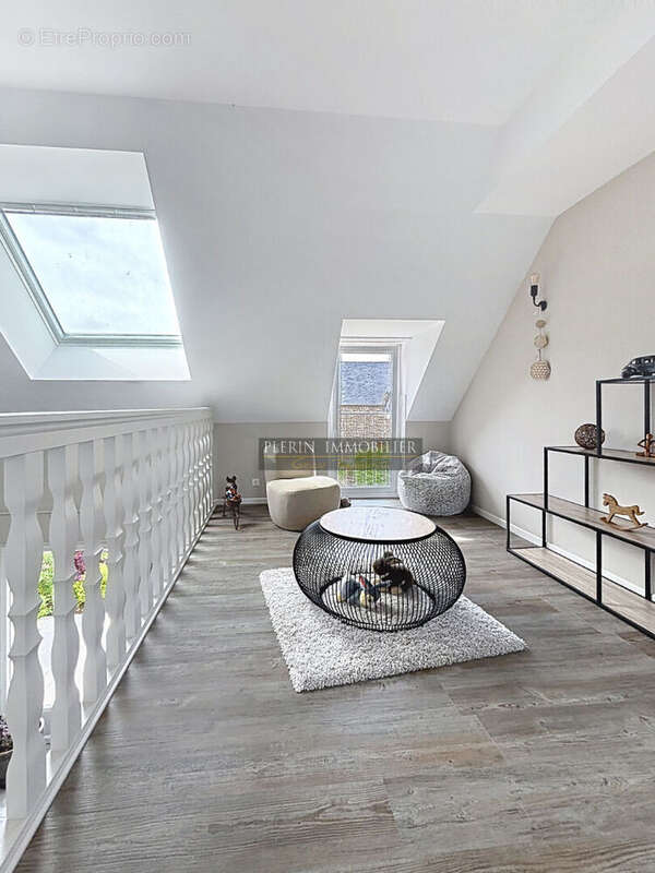 Maison 6 km de Lamballe 5 pièce(s) 170 m2 et deux dépendance - photo 10