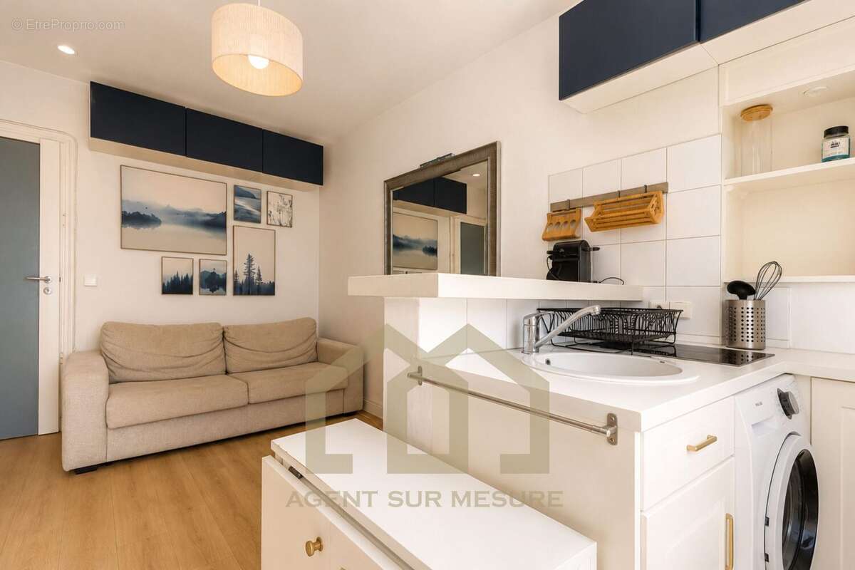 Appartement à PARIS-7E
