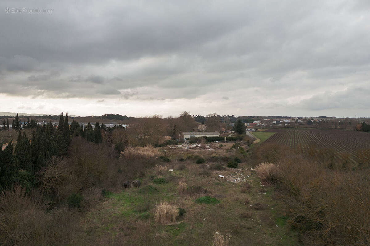 Terrain à CARCASSONNE