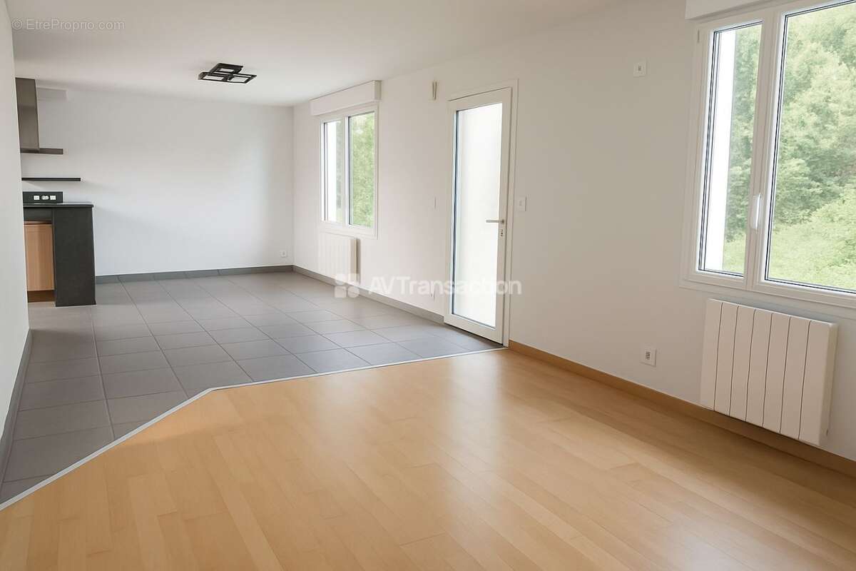 Maison à SAINT-EVARZEC