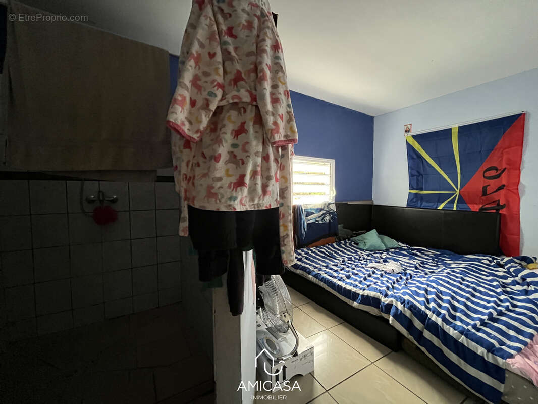 Saint denis (bellepierre) - maison - a deux pas du chu - louée - photo 7