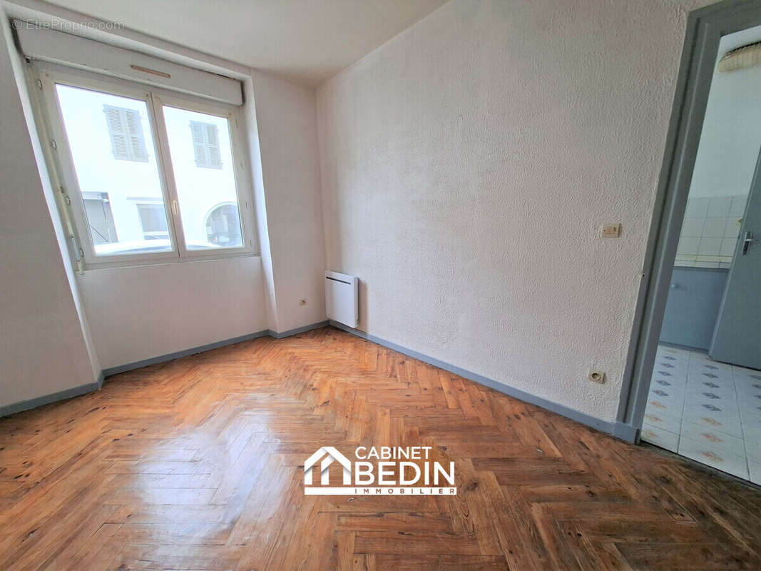 Appartement 316 m² à Dax  - photo 3