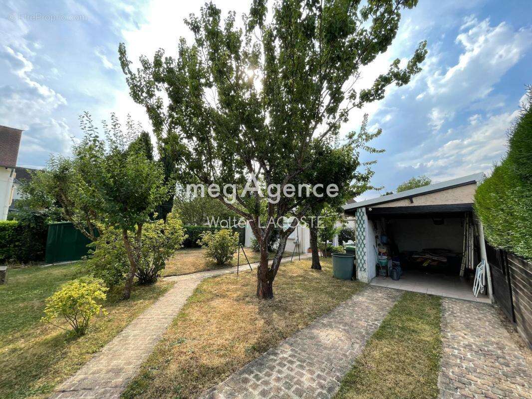 Maison de 5 pieces dont 4 chambres, plus dependance - photo 13