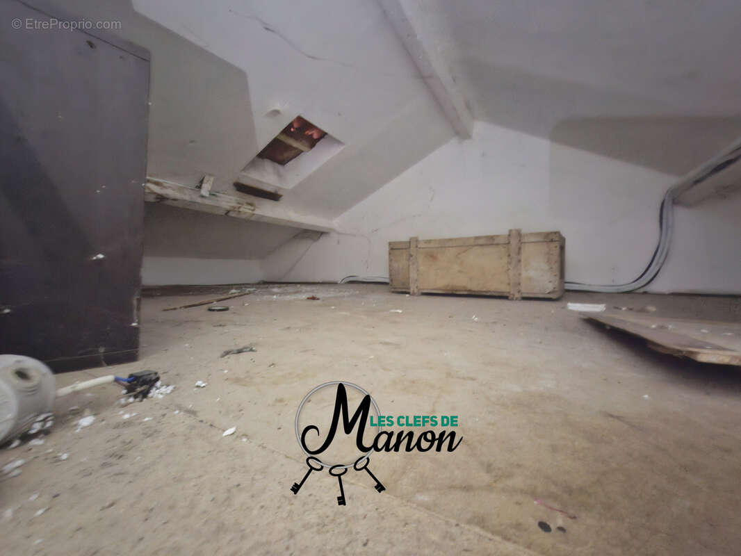 Maison à SAINT-LEGER-LA-MONTAGNE