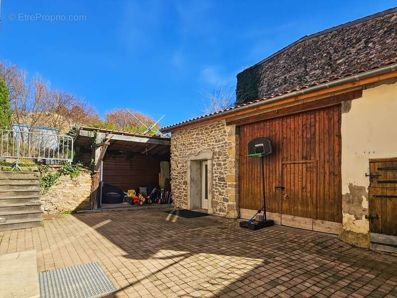 Maison à CHAURIAT