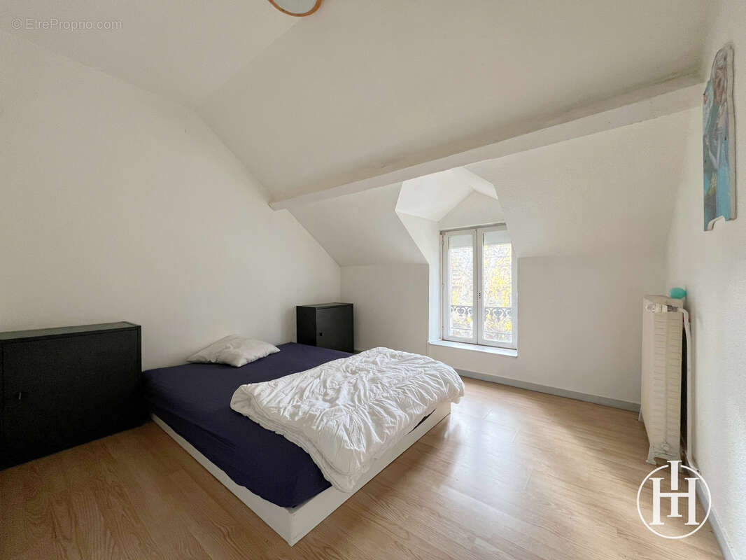 Maison à SAINT-AMAND-MONTROND