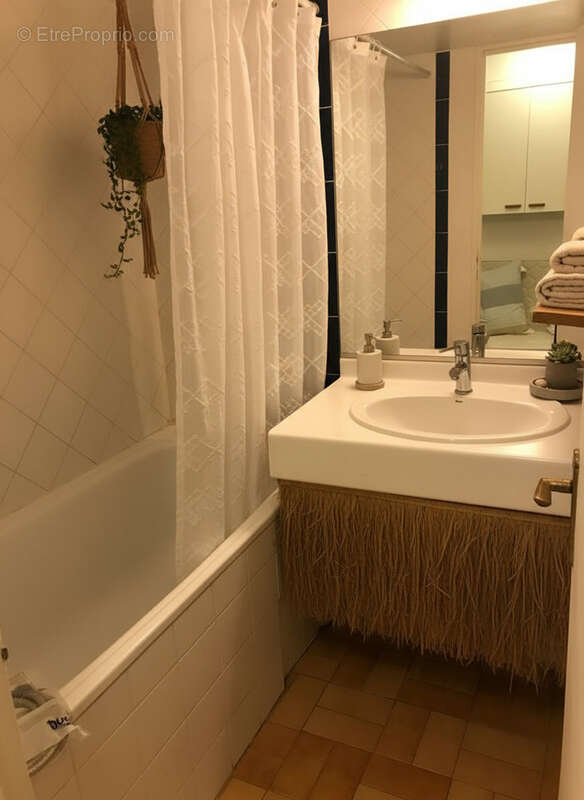 Appartement à GRIMAUD