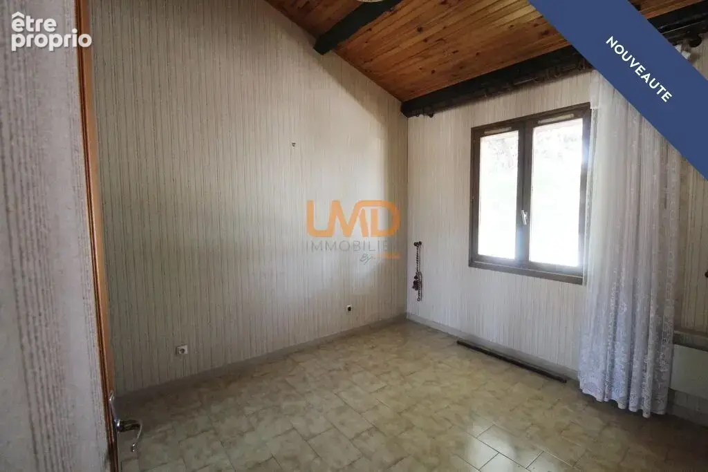 Villa 4 faces avec garage - photo 8