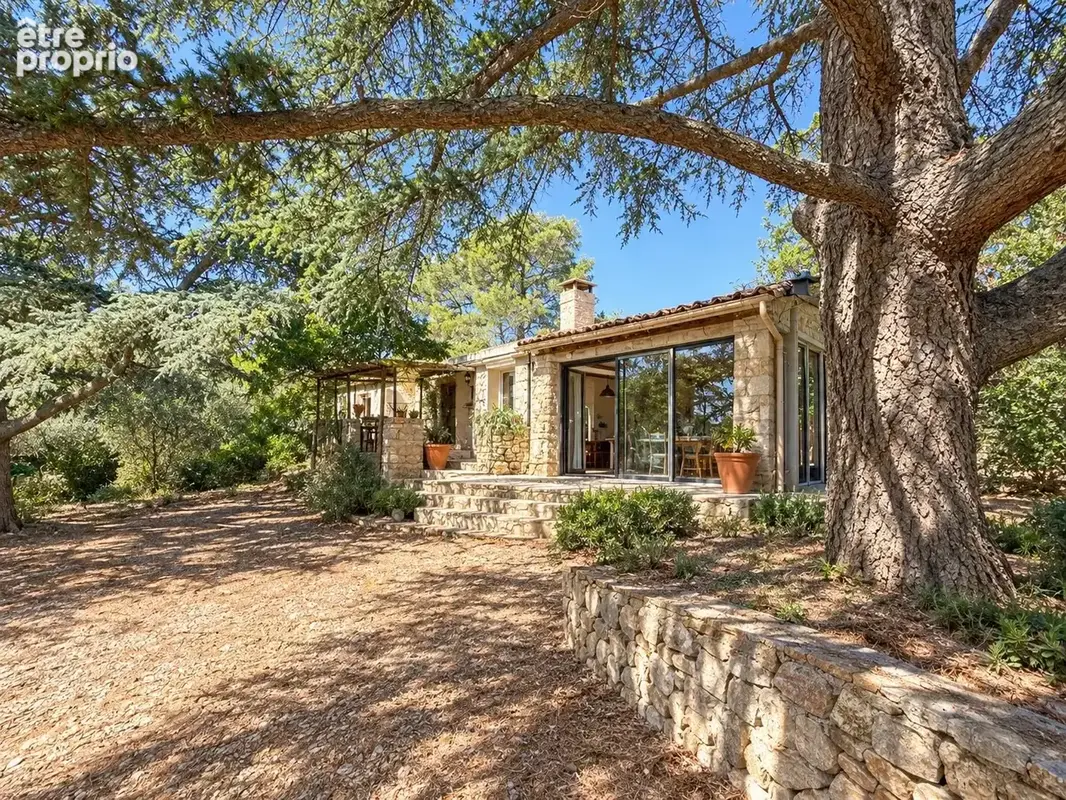 Maison 4 pièces 125 m² à vendre à Nimes (30000) - photo 2