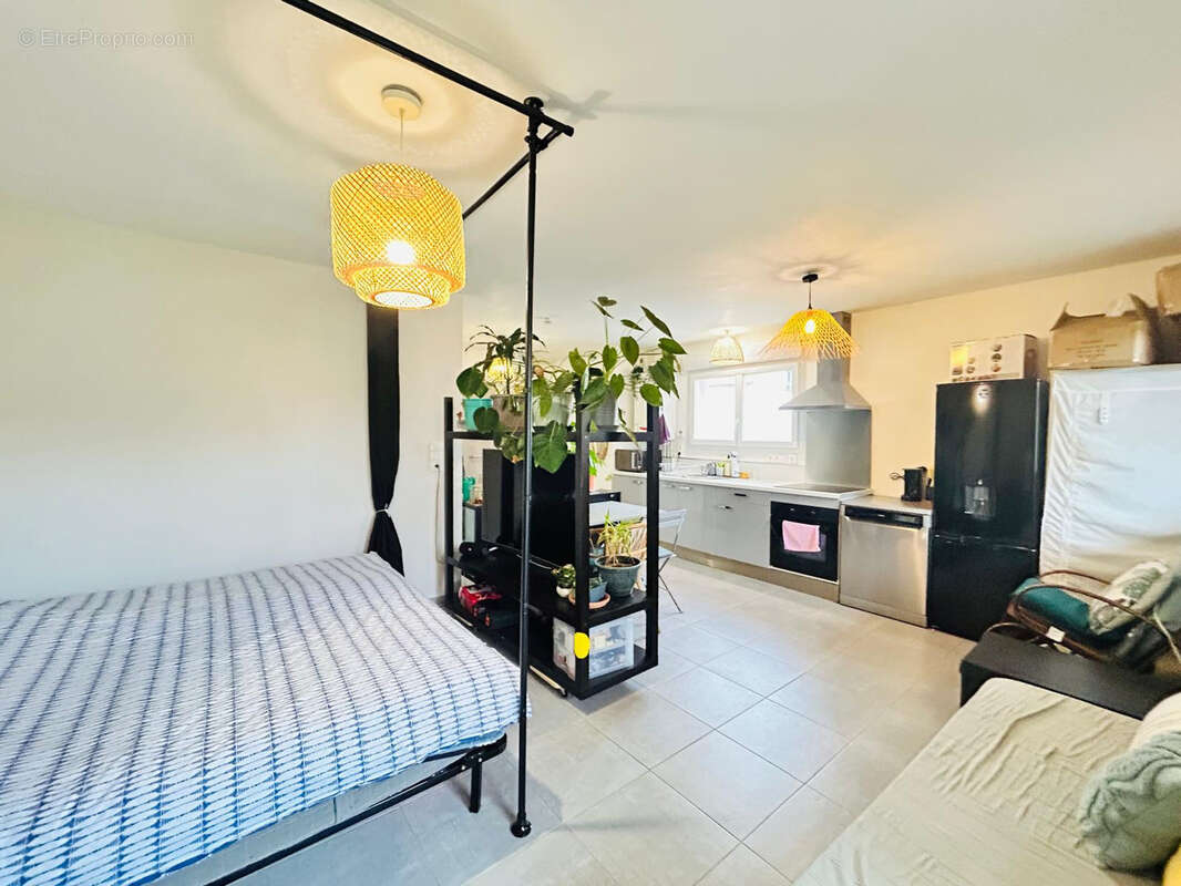 Appartement à SAINT-JEAN-DE-BRAYE