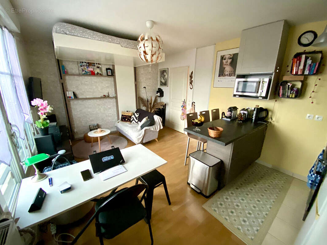 Appartement à SARTROUVILLE