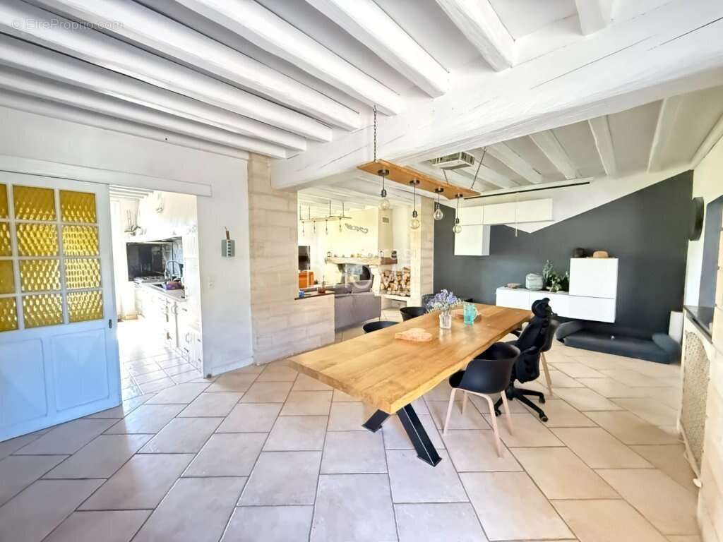 Maison à COURPALAY