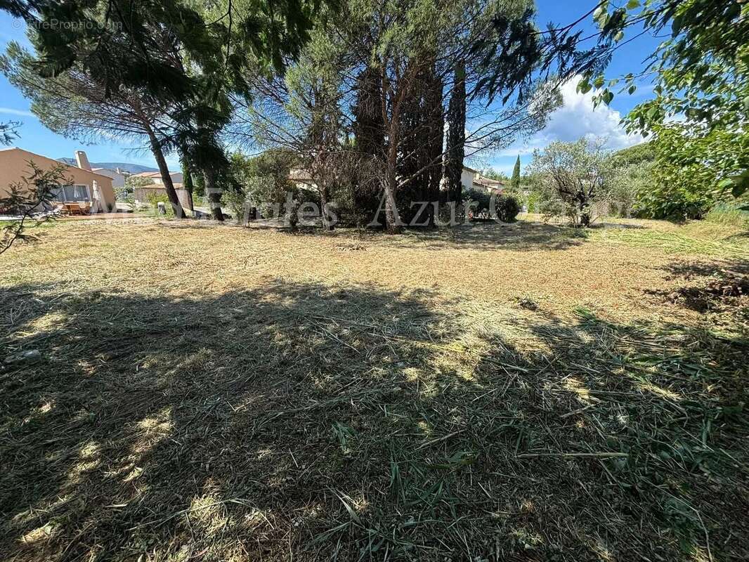 Terrain à GRIMAUD