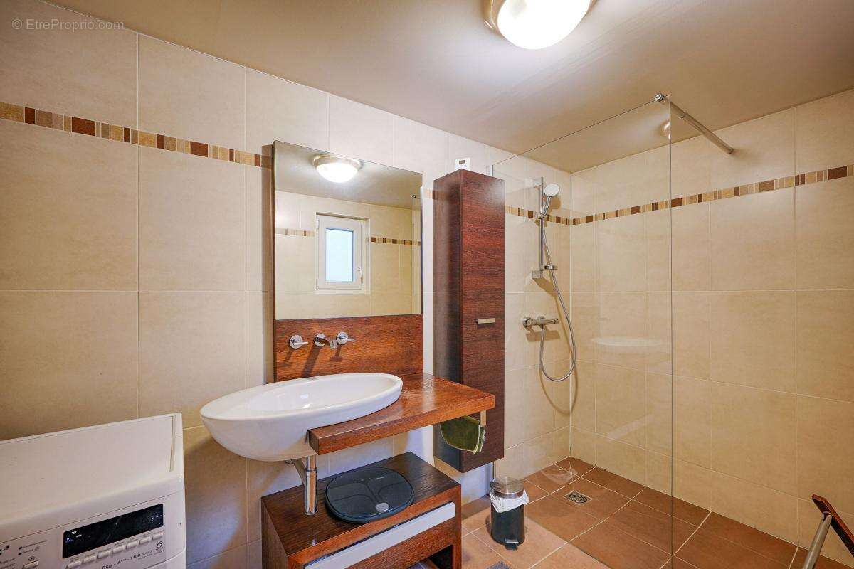 Maison à SAVIGNY-SUR-ORGE