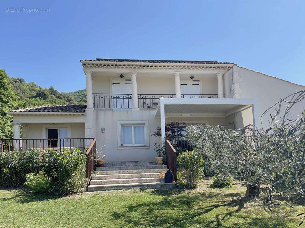 Maison à MALIJAI