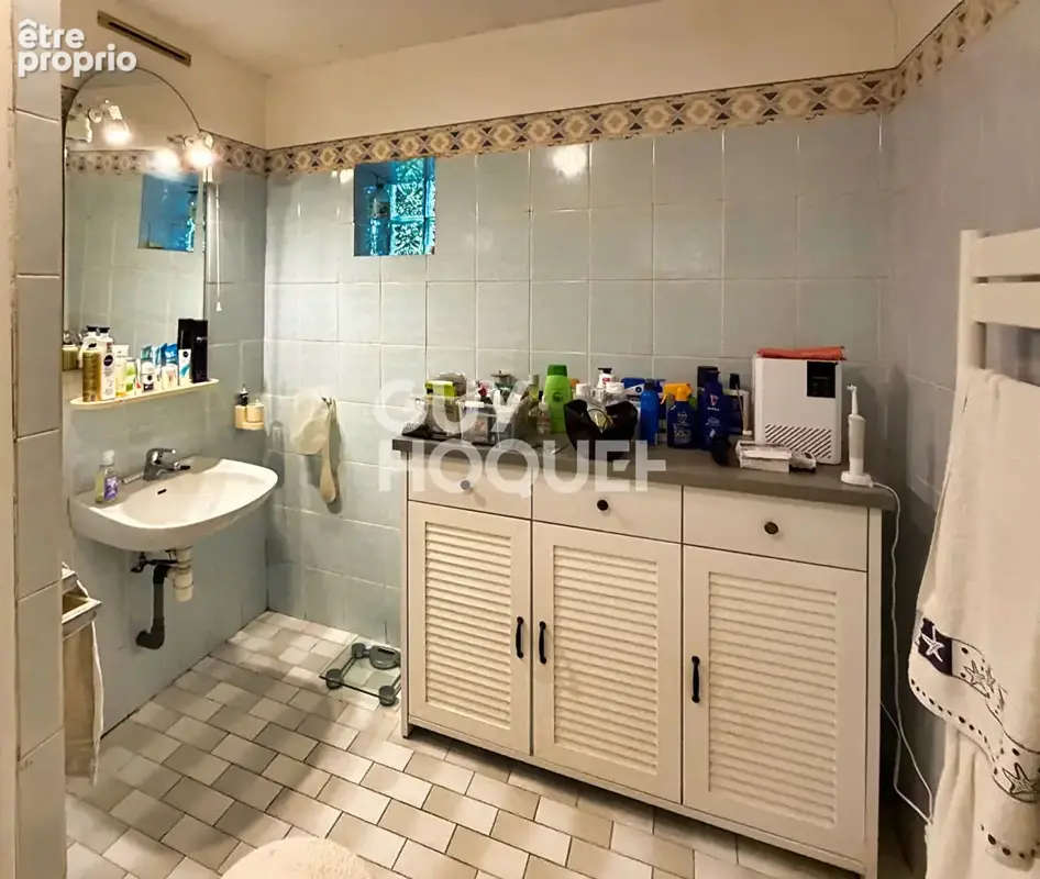 UNE MAISON, DEUX ESPACES DE VIE ! Le potentiel d'une grande maison familiale, à découvrir chez GUY HOQUET CARPENTRAS - photo 9