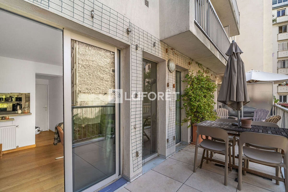 Grande terrasse - calme - lumineux - parfaitement optimisé - photo 12