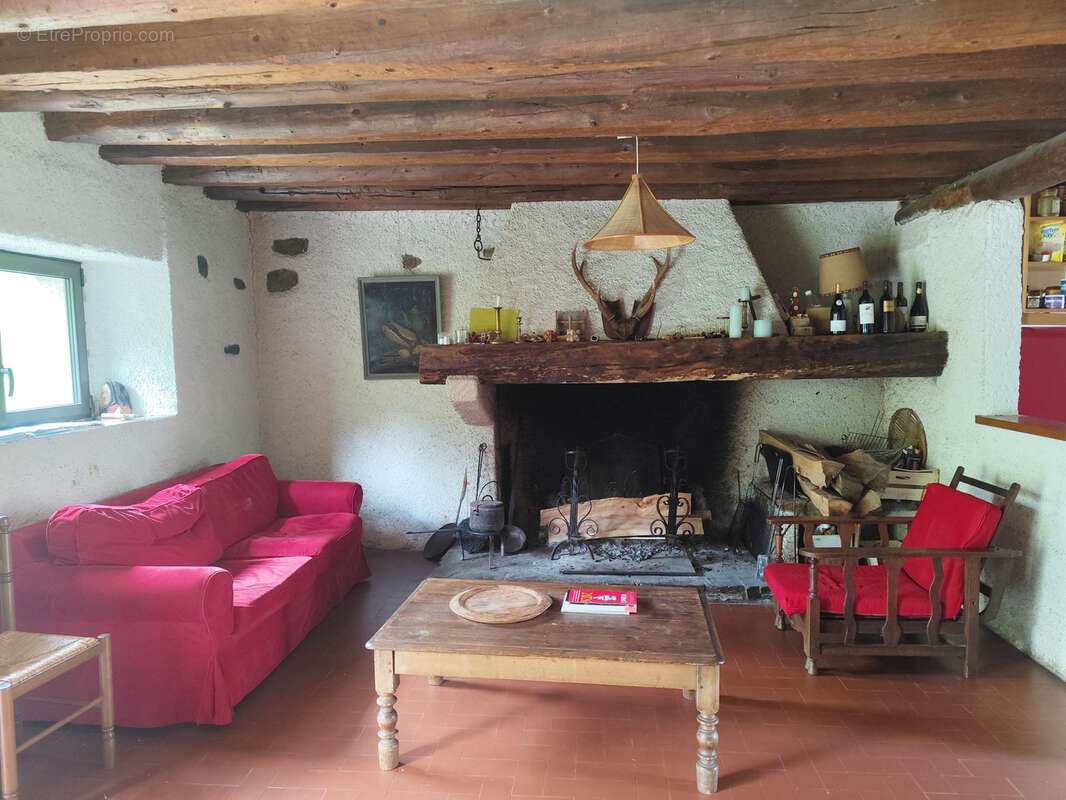 Maison à SAINT-AVENTIN