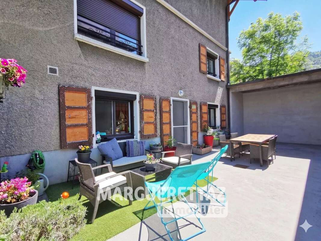 Appartement à HABERE-LULLIN
